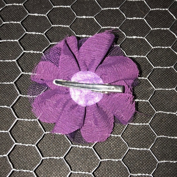 Flower Hair Clip - Picture 3 of 3